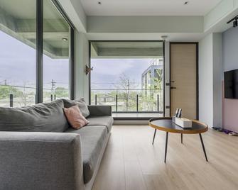 Ningxia Time - Yilan City - Living room