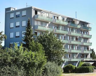 Up to 40 apartments only 10 minutes from Stuttgart Airport and Messe - Ostfildern - Building