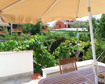 Santa Marinella House - Santa Marinella - Innenhof