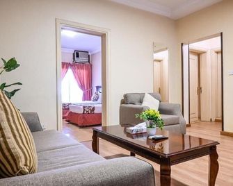 Celine Aparthotel - Jeddah - Living room