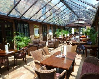 The Atherstone Red Lion Hotel - Atherstone - Restaurant
