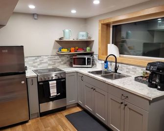 The Suite Treat - Whitehorse - Cuisine