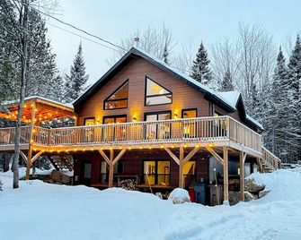 Large comfortable chalet 4 bedrooms | Between ski and forest | Telecommuting possibilities - Entrelacs - Bâtiment