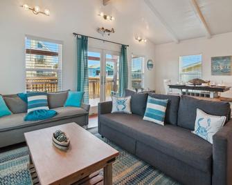 Amigo Bay - Galveston - Living room