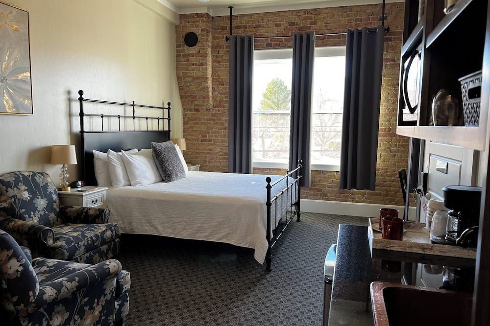 Bedroom view of Park Hotel