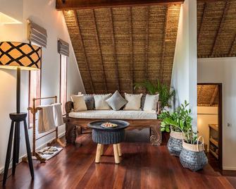 Pondok Santi Estate - Pemenang - Living room