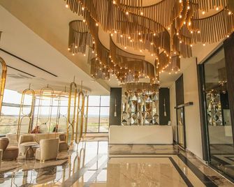 GörgüLÜ Hotel - Kesan - Recepción