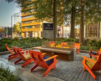 Hilton Knoxville - Knoxville - Patio