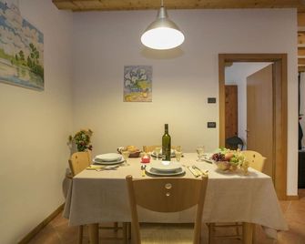 Appartamento Centro Storico Riva - Happy Rentals - Riva del Garda - Dining room