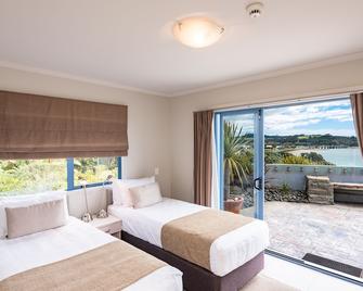 Blue Pacific Quality Apartments - Paihia - Bedroom