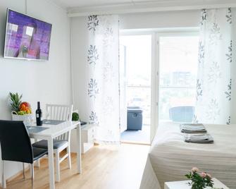 Heart of Oulu, studio with parking - Oulu