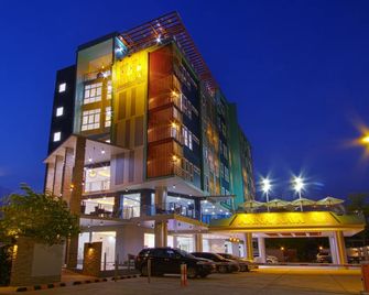 Anna-Nava Pakkret Hotel - Pak Kret - Edificio
