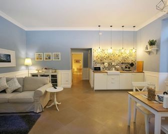 A Due Passi B&B - Castellammare di Stabia - Sala de estar