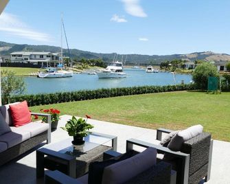 Casa Aquila Boutique Bed And Breakfast - Whitianga - Balcón