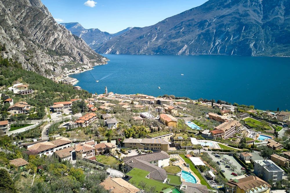 هوتل رويال فيليدج