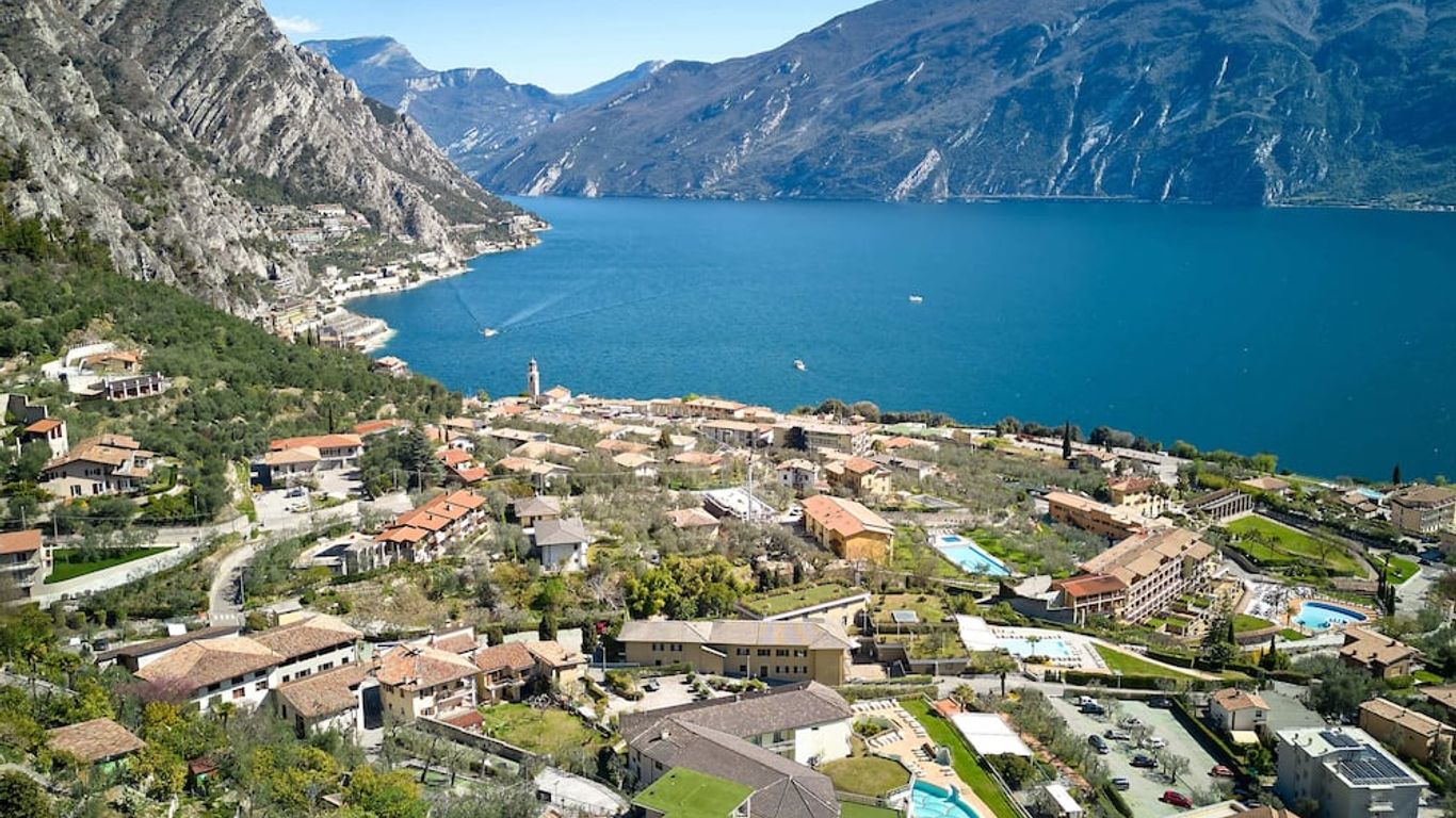 هوتل رويال فيليدج