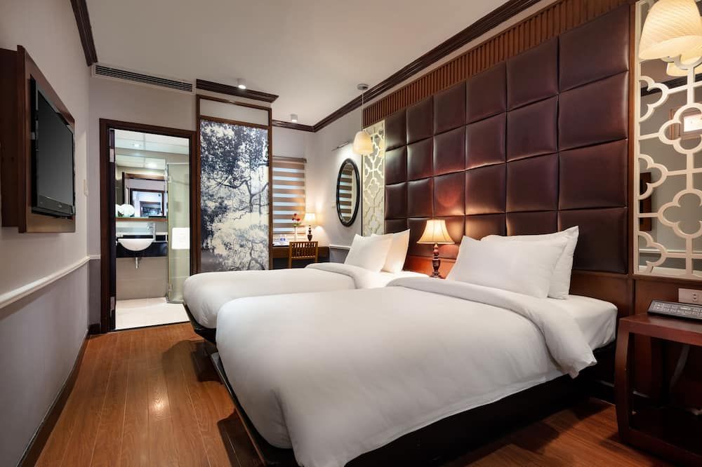 كلاسي هوليداي هوتل آند سبا