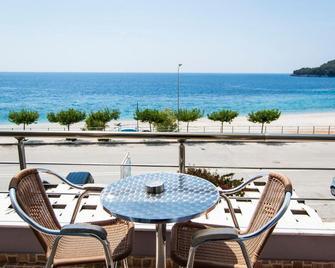 Dhima Hotel - Himarë - Balcón