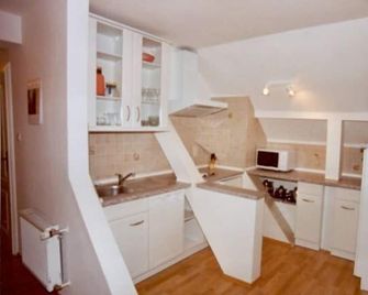 Ferienwohnung Richter - Thermalbad Wiesenbad - Kitchen