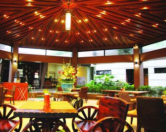 Batangas Country Club - Ciudad de Batangas - Restaurante