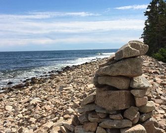 Oceanfront home on the Maine coast minutes from Schoodic portion of Acadia NP. - Gouldsboro - Playa