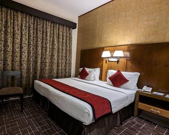 City Tower Hotel - Fujairah - Bedroom