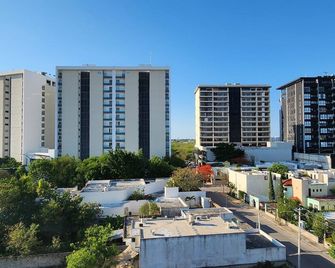 Depa Asoluta, Cerquita de TODO en el Norte de Mérida. CoWorking - Mérida - Building