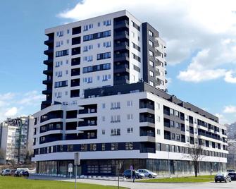 Modern Brand New Studio @ Amazing View And Location - Sarajevo - Bygning