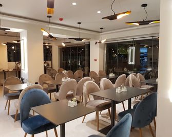 أثينز كوست هوتل - أثينا - مطعم