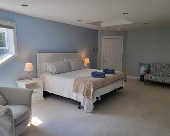 Strawberry Hill - South Portland - Bedroom