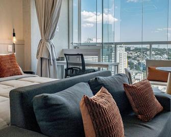 Palazzo Ibirapuera 21 º Andar Wi-Fi, Ar e Metrô a 5 Minutos - São Paulo - Sala