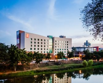 Fiesta Inn Culiacan - Culiacán - Byggnad