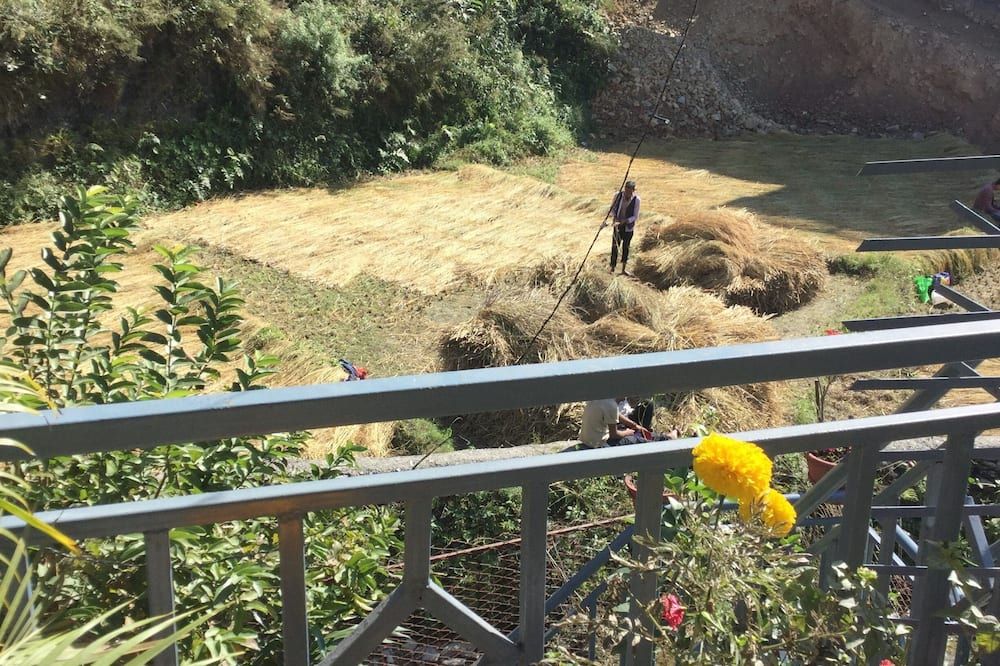 Bishnu Homestay - פוחארה - מרפסת