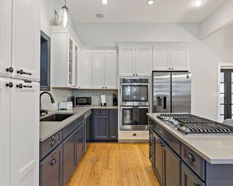 Modern Home Near Mccormick Place & Downtown - Bronzeville - Chicago - Cuina