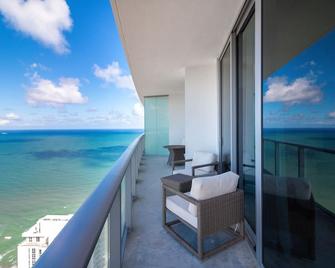 Private Ocean Condos - Hyde Beach Resort - Hollywood - Balcón