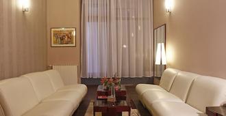 Hotel Centar - Skopje - Sala de estar