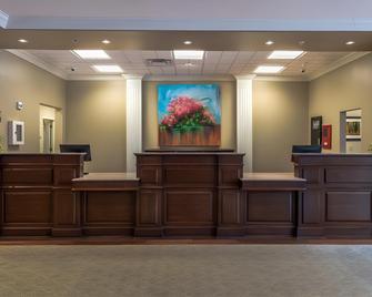 Chateau Saint Denis Hotel - Natchitoches - Рецепція