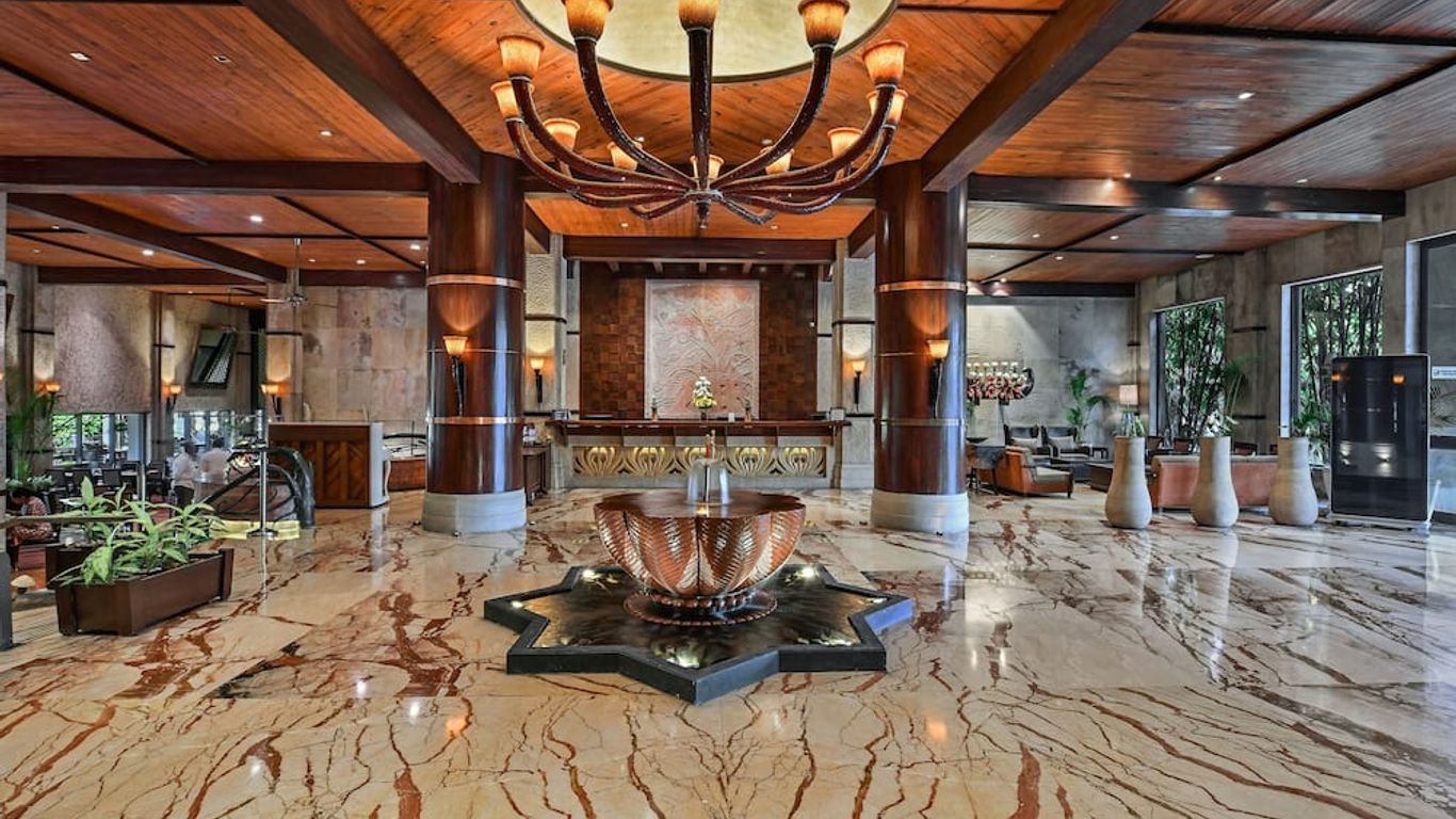 Fariyas Resort Lonavala