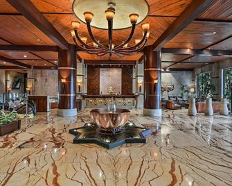 Fariyas Resort Lonavala - Lonavala - Lobby