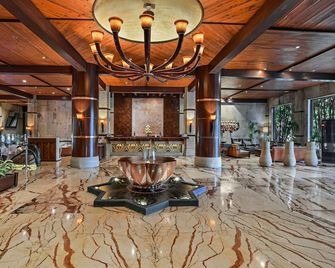 Fariyas Resort Lonavala - Lonavala - Lobby