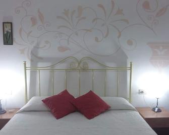 Hotel Orpheus - Giardini Naxos - Soveværelse