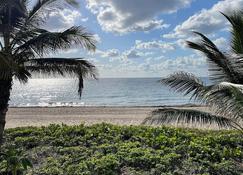 Studio right on the beach at Lauderdale-by-the-Sea - Pompano Beach - Beach