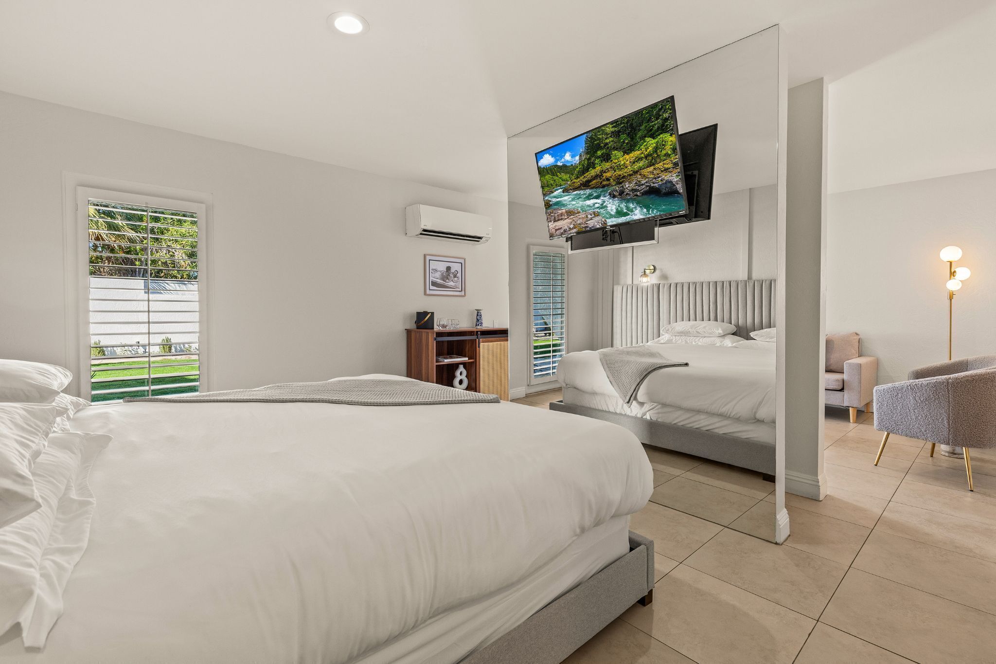 Casa Oliver Hotel & Resort - A Men's Clothing Optional Resort in Palm Springs - Palm Springs