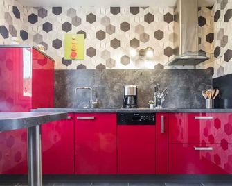 Single-level house with terrace, enclosed garden and pets allowed - Le Vast - Cuisine