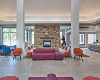 Hilton Garden Inn Anchorage - אנקוראג' - לובי