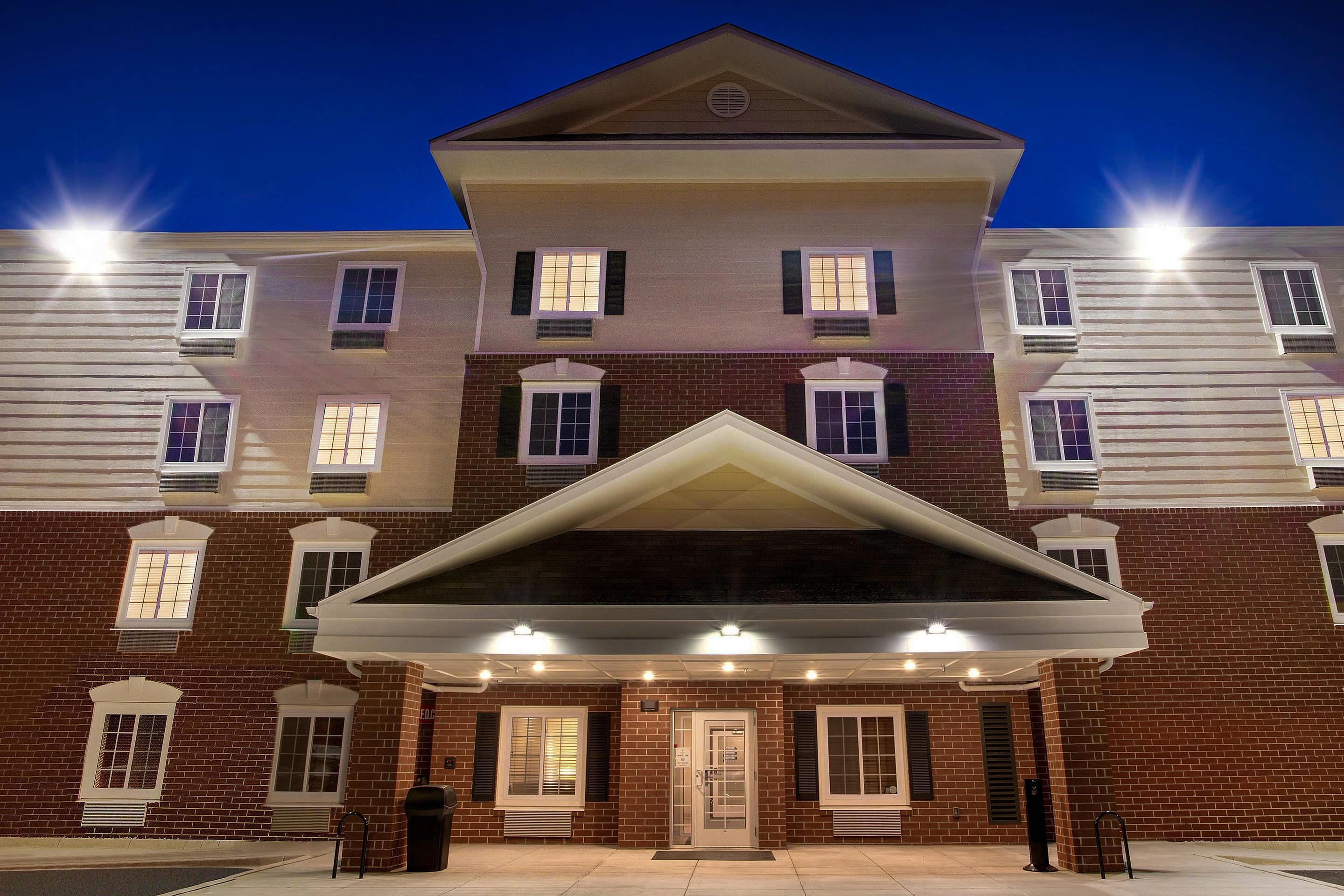 Woodspring Suites Frederick I-70 - פרדריק - בניין