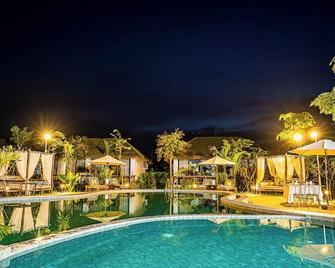 Rivertree Villa & Resort - Kampot - Pool