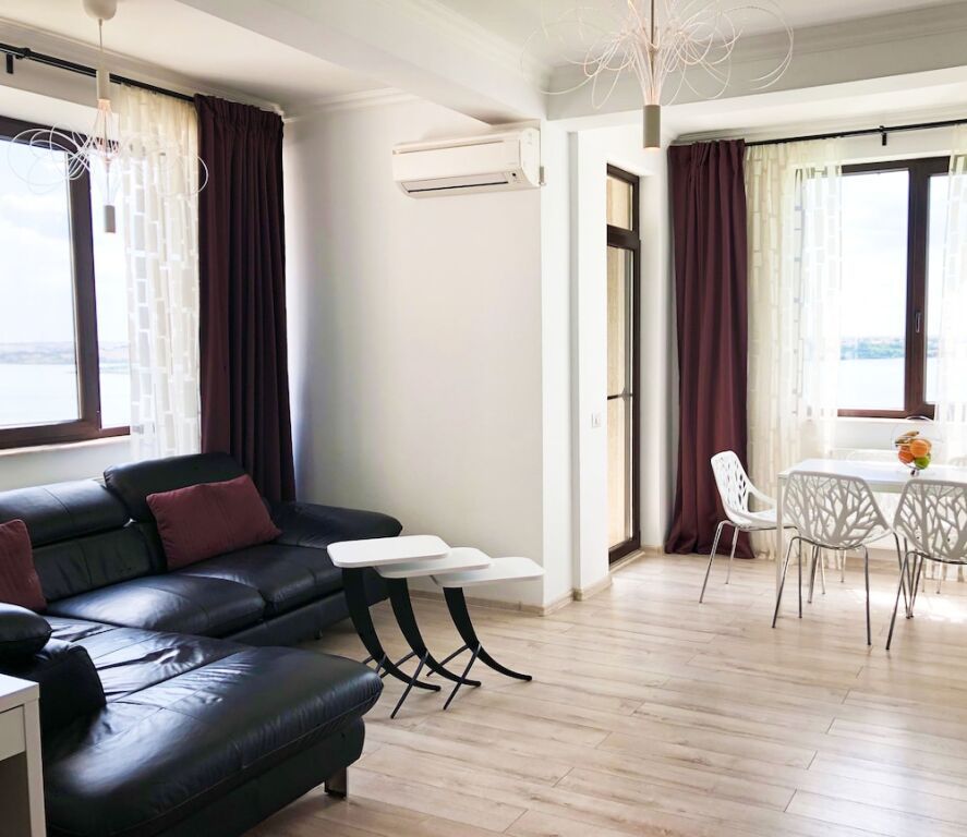 Solid Residence Mamaia 385 - מאמאיה - סלון