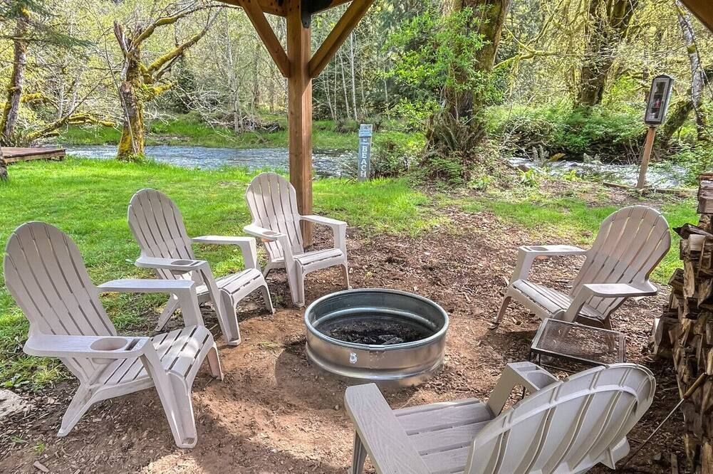 Quiet Cottage W/ Nature Views Bbq & Sauna - Longview - Binnenhof