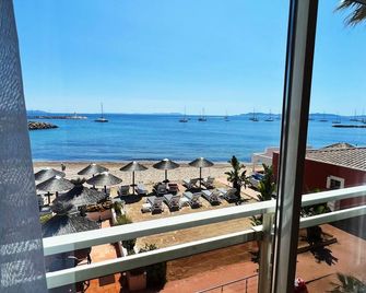 Hotel La Potiniere - Hyères - Parveke